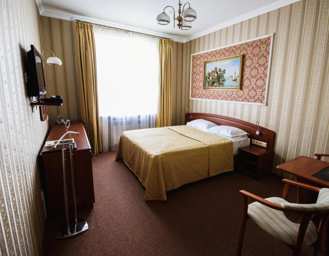 Park Hotel Zamkovy Gomel Esterno foto
