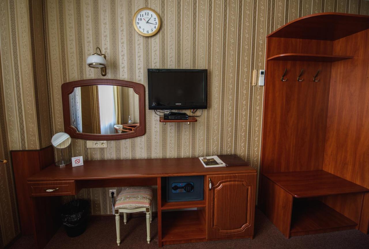 Park Hotel Zamkovy Gomel Esterno foto