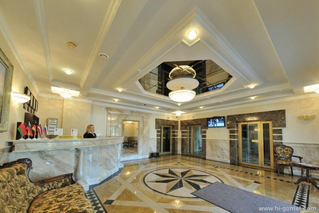 Park Hotel Zamkovy Gomel Esterno foto