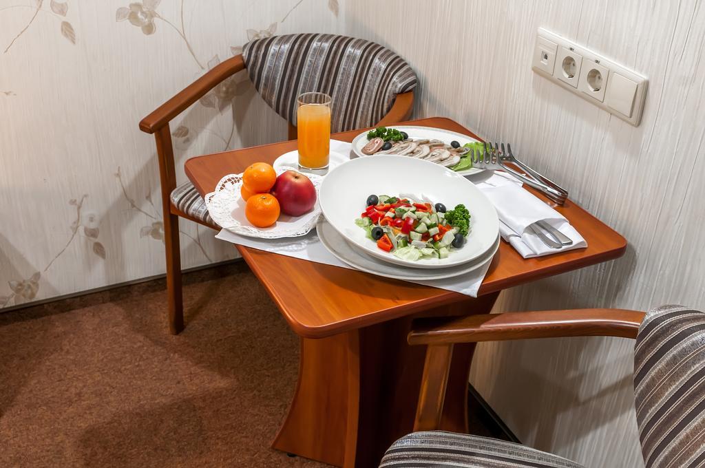 Park Hotel Zamkovy Gomel Esterno foto