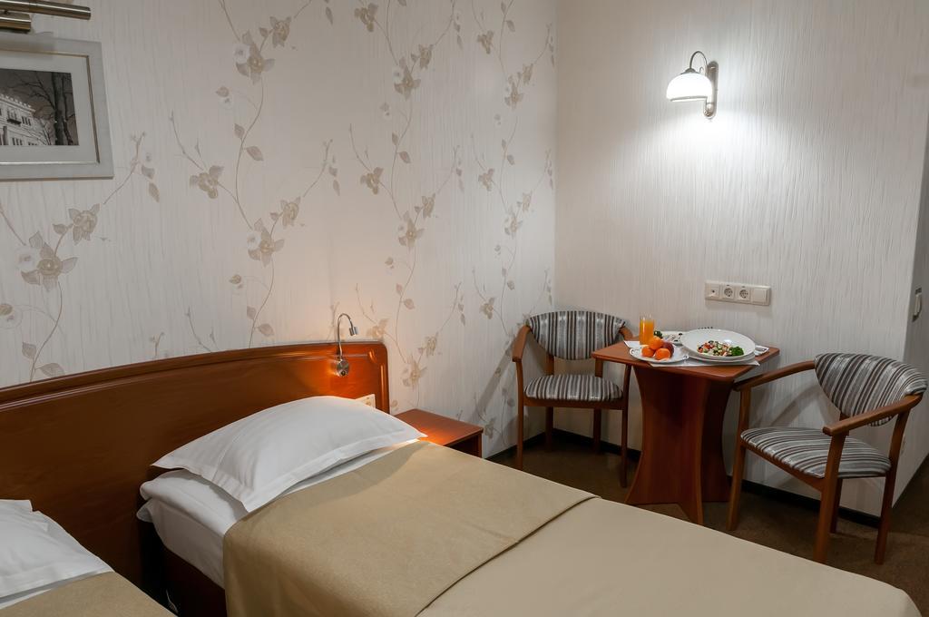 Park Hotel Zamkovy Gomel Esterno foto