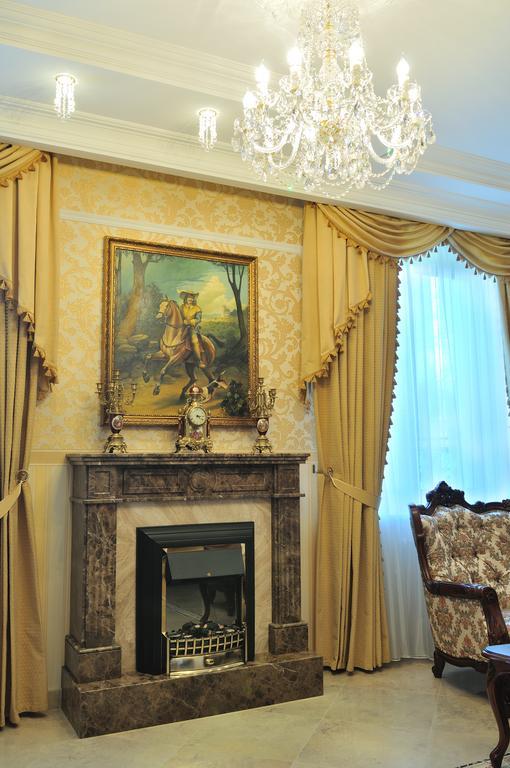 Park Hotel Zamkovy Gomel Esterno foto