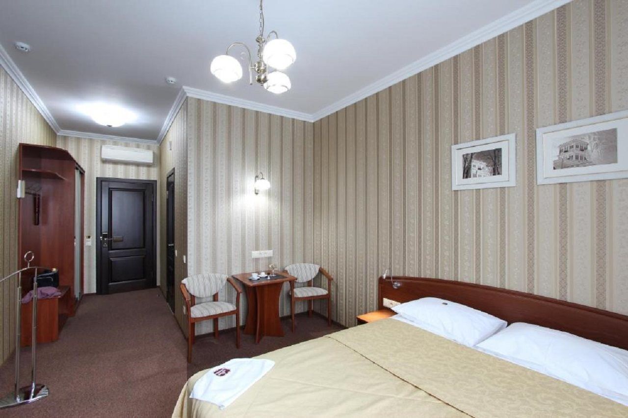 Park Hotel Zamkovy Gomel Esterno foto